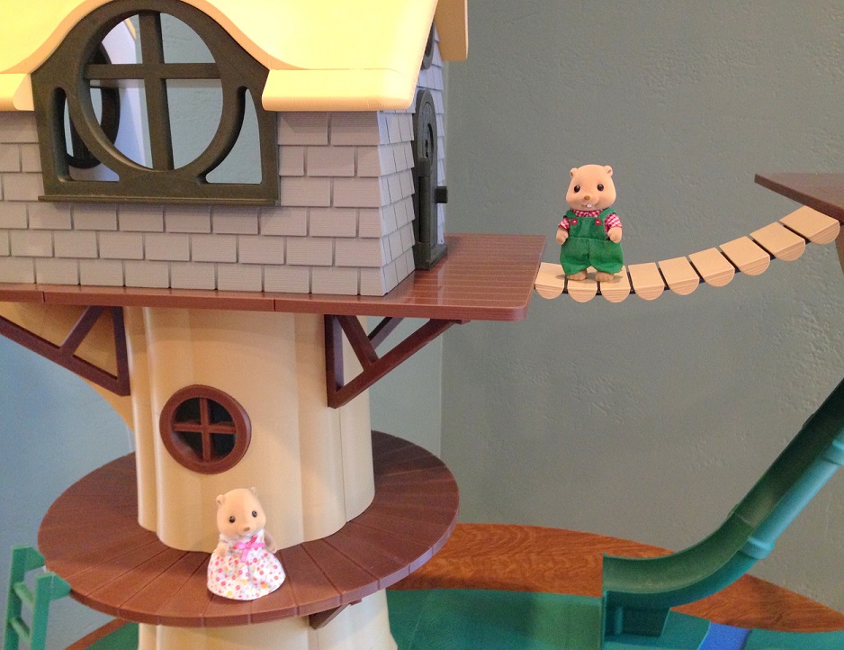 Simplify3D - 3D printed tree house model with critters